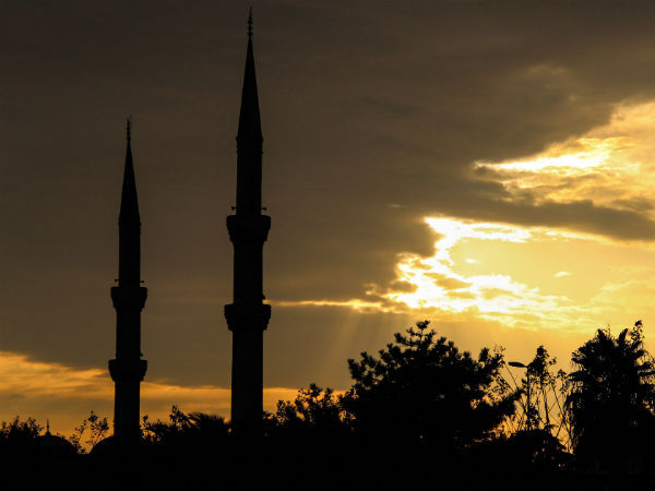 В Турции после теракта ограничен доступ к социальным сетям