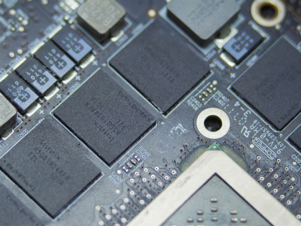 Intel представила новые SSD на основе памяти 3D NAND