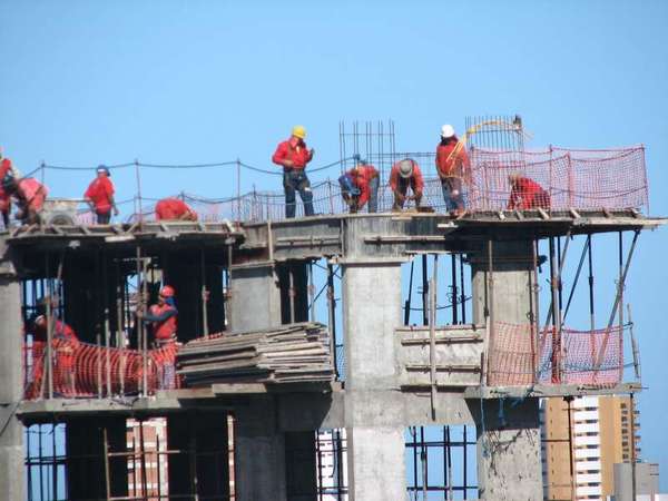 Украинские строители наработали больше чем на 13 млрд. гривен