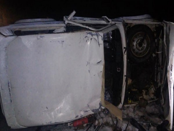 В Кировской области автомобиль упал в 100-метровый овраг: трое погибли
