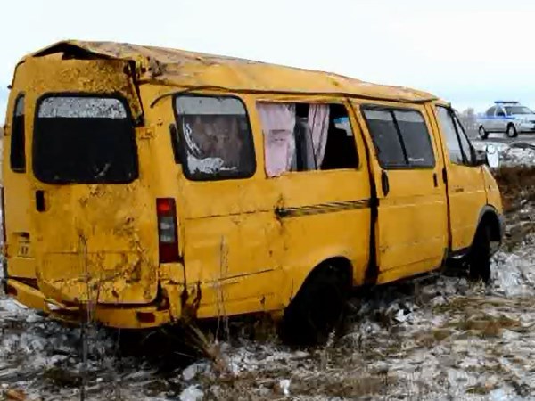 Шесть человек пострадали в аварии с маршруткой в Оренбургской области