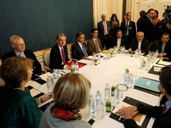 Министры государств «шестёрки» продлили переговоры в Вене до вечера 24 ноября
