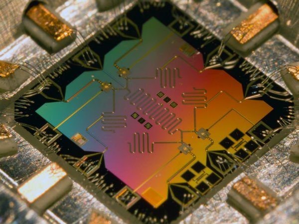 Alibaba совместно с Китайской академией наук создадут квантовый суперкомпьютер