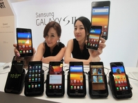 Продажи смартфонов Samsung  Galaxy S и S II превысили 50 млн штук