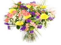 Сервис ZakazBuketov доставит живые цветы в любую точку мира 