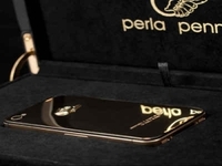 23 iPhone 4s Caviar Potenza Oro отправятся в Польщу
