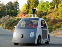Google представил свой первый беспилотный автомобиль