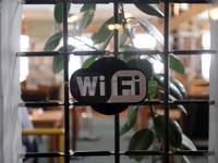 Доступ к Wi-Fi в общественных местах россияне получат только по паспорту