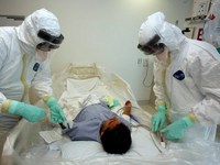 Американские учёные создали инновационную вакцину от лихорадки Эбола