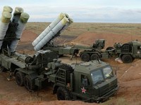 Зенитно-ракетный комплекс С-400 «Триумф» испытают под Астраханью