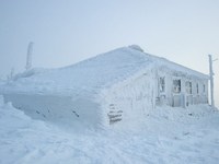 Женщина сидела в ледяной избушке из-за штрафа в 1000 рублей