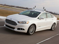 Ford провел испытания беспилотного автомобиля на специальном полигоне