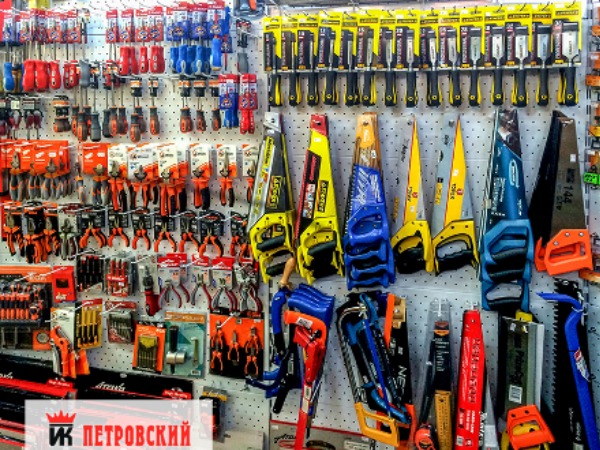 Торговая сеть «Петровский» продолжает открывать новые точки по продаже инструмента