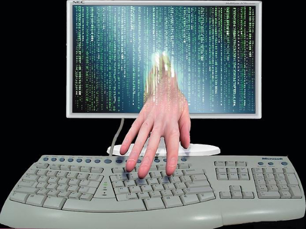 Хакеры из России взломали компьютеры НАТО