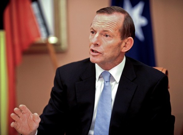 Премьер-министр Австралии Тони Эббот оскорбил собственный народ