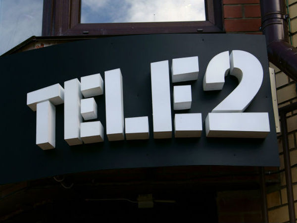 «Большая тройка» сотовых операторов обвиняет Tele2 в нечестной игре