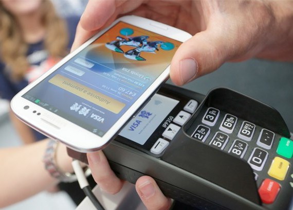 Платежную систему от Samsung запустят во второй половине 2015 года