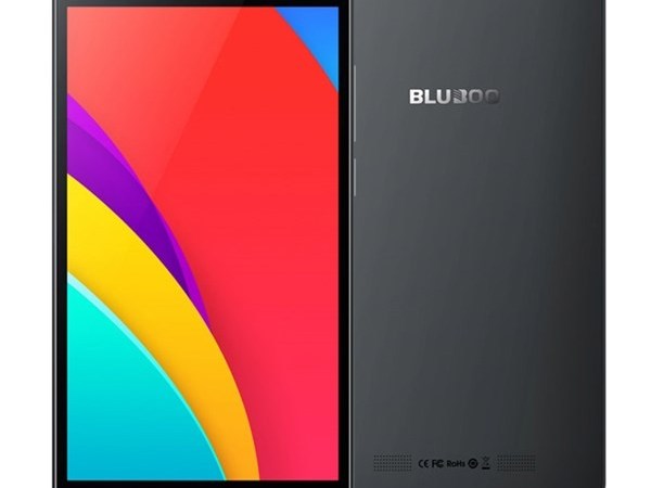 Смартфон Bluboo получит сверхмощную фотокамеру Sony IMX220