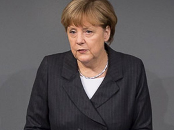 Журнал для лесбиянок использовал в рекламе образ Меркель