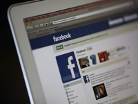 Facebook заплатит $10 млн за использование личной информации пользователей в рекламных целях