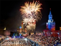 В День Москвы было продано более 800 тысяч праздничных сувениров