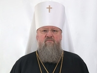 Митрополит Иларион посетил стройку Свято-Покровского собора в Мариуполе