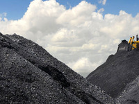 Coal Energy S.A. снижает добычу угля в Украине