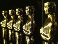 На премию Оскар претендуют триста двадцать три киноленты