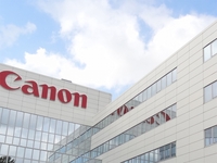 Компания Canon собирается начать производство беззеркальных фотокамер