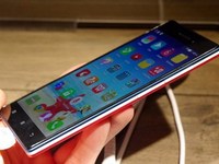 Россияне уже могут приобрести новый смартфон Lenovo S60