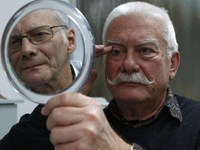 Итальянские ученые создают искусственный глаз на 3D-биопринтере