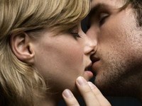 Ученые: во время поцелуев можно лучше узнать партнера