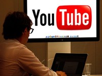 YouTube позволит покупать товары по ссылкам в видео