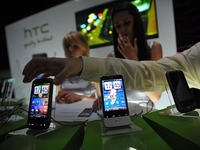HTC надеется на рост прибыли