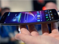 LG G Flex 3 появится в марте 2016