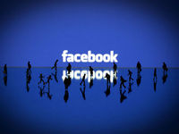 Facebook во втором квартале заработал больше 4 миллиардов долларов