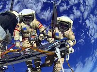 Российские космонавты не хотят пить воду, полученную из мочи