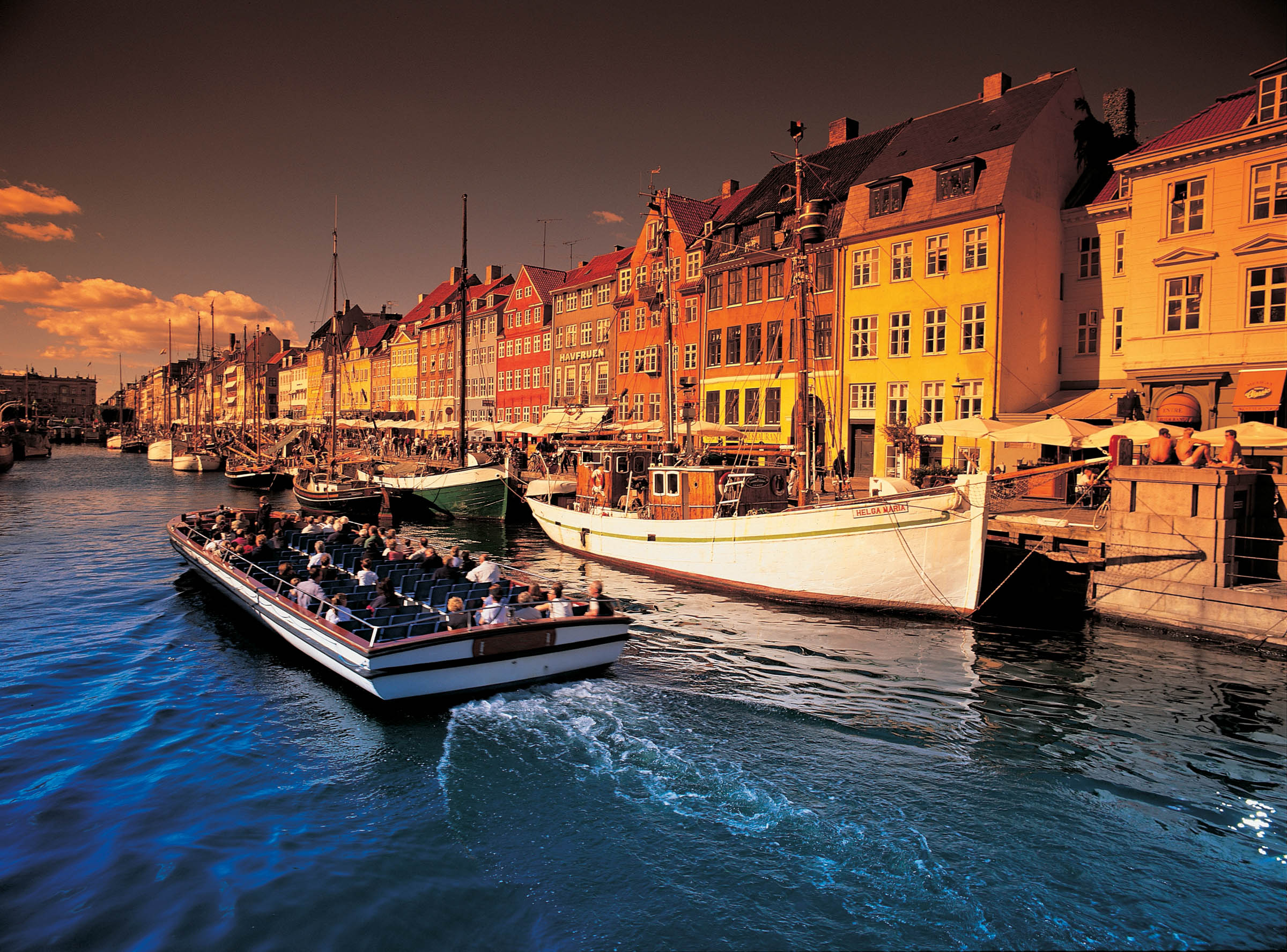 Danmark. Денмарк Дания. Копенгаген столица Дании. Канал Нюхавн Копенгаген. Датский залив Копенгаген.